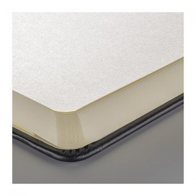 Sketchbook white paper Sakura 21x29,7cm, 140gr